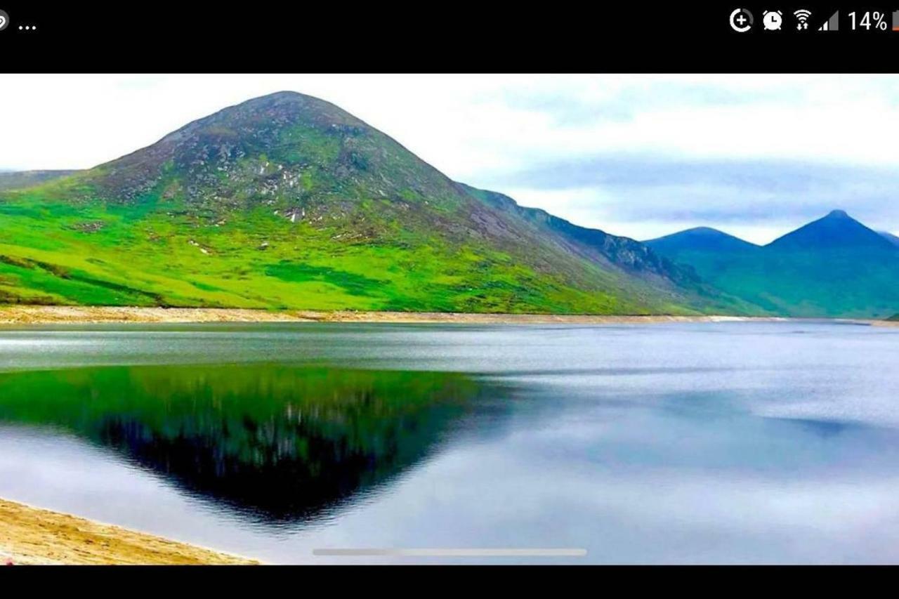 Annalong Moneydarragh Cottage With Uninterrupted Mountain And Sea Views- Hot Tub Available For Hire מראה חיצוני תמונה
