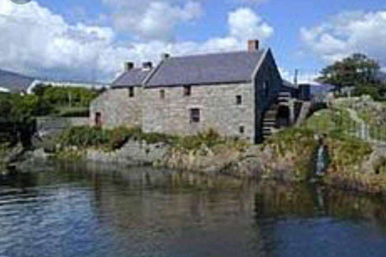 Annalong Moneydarragh Cottage With Uninterrupted Mountain And Sea Views- Hot Tub Available For Hire מראה חיצוני תמונה